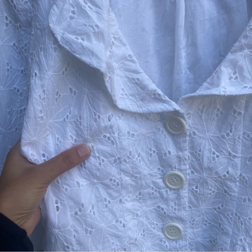 Monroe & Main White Embroidered Eyelet Bubble Hem Blazer & Skirt Set Size 12 L - Picture 10 of 10
